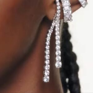 Gorgeous Swarovski CZ Drop Earrings